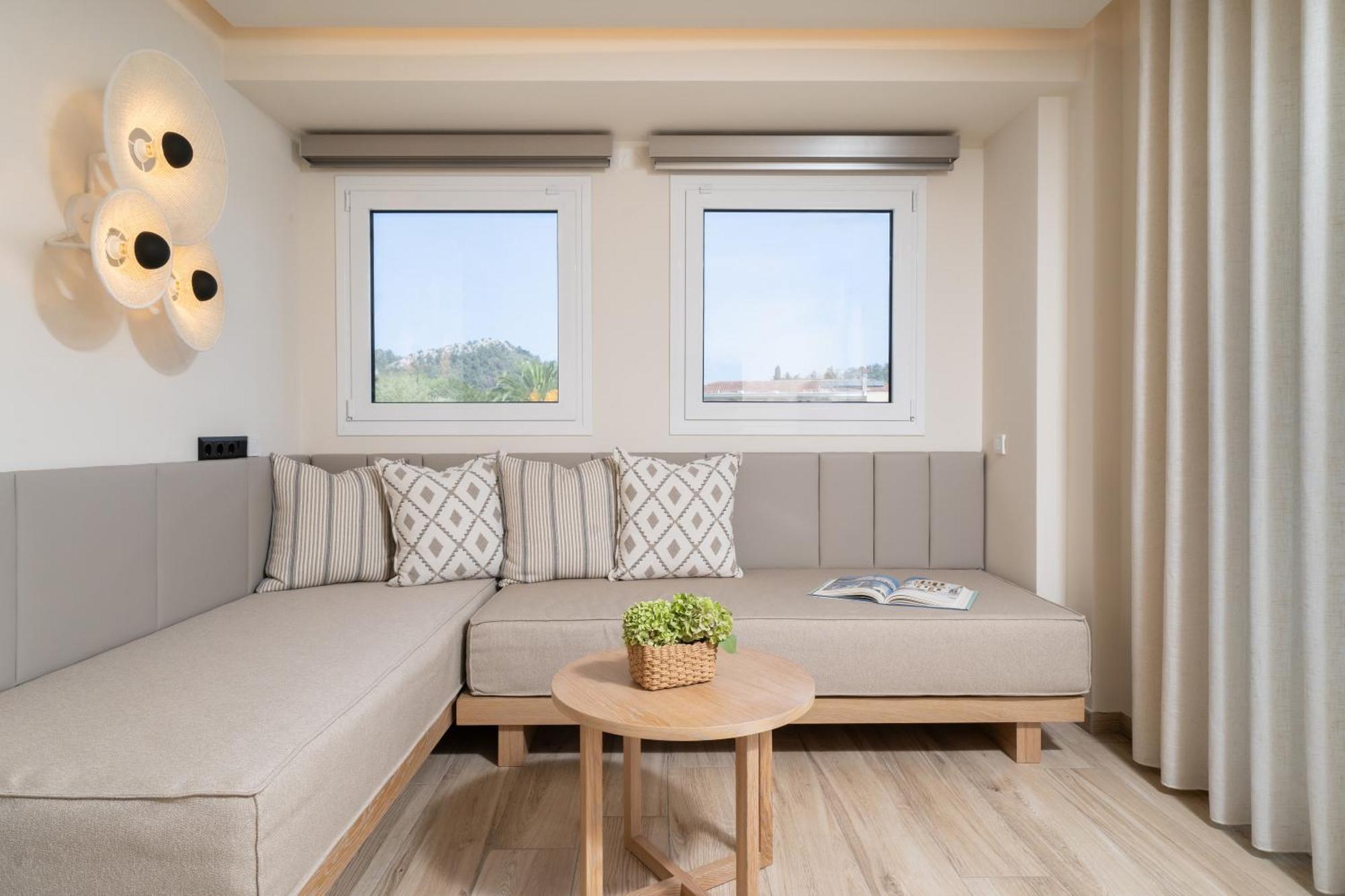 Luxury Villa Fotini 리메나스 외부 사진